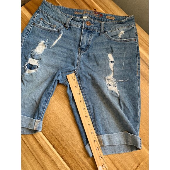 Faded Glory Womens Distressed Denim Bermuda Shorts Rolled Hem Blue Jeans Size 4 - Picture 12 of 12